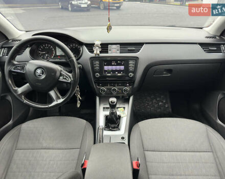 Синій Шкода Октавія, об'ємом двигуна 1.97 л та пробігом 277 тис. км за 10500 $, фото 28 на Automoto.ua