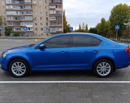 Синий Шкода Октавия, объемом двигателя 1.6 л и пробегом 227 тыс. км за 12500 $, фото 5 на Automoto.ua
