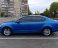 Синий Шкода Октавия, объемом двигателя 1.6 л и пробегом 227 тыс. км за 12500 $, фото 5 на Automoto.ua