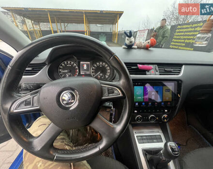 Синий Шкода Октавия, объемом двигателя 1.97 л и пробегом 260 тыс. км за 12800 $, фото 6 на Automoto.ua