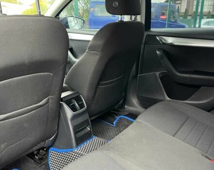 Синий Шкода Октавия, объемом двигателя 2 л и пробегом 285 тыс. км за 11999 $, фото 1 на Automoto.ua