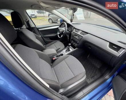 Синій Шкода Октавія, об'ємом двигуна 1.4 л та пробігом 180 тис. км за 9900 $, фото 31 на Automoto.ua