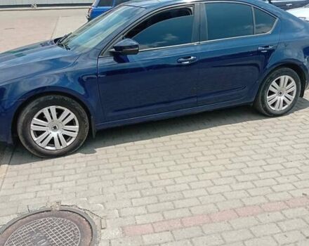 Синий Шкода Октавия, объемом двигателя 1.2 л и пробегом 160 тыс. км за 8500 $, фото 3 на Automoto.ua