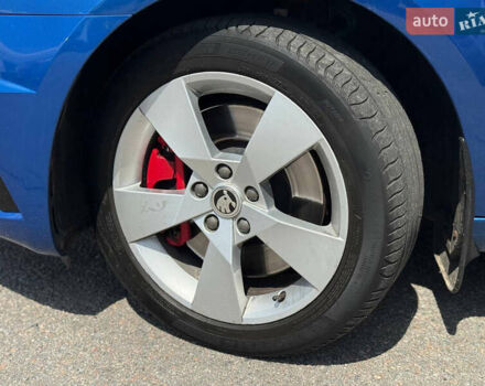 Шкода Октавия 2017 в Днепре (Днепропетровске) на Automoto.ua Синий Шкода Октавия, объемом двигателя 1.98 л и пробегом 53 тыс. км за 23000 $, фото 13 на Automoto.ua