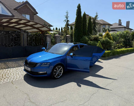 Синий Шкода Октавия, объемом двигателя 1.6 л и пробегом 185 тыс. км за 20500 $, фото 5 на Automoto.ua