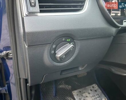 Синий Шкода Октавия, объемом двигателя 1.4 л и пробегом 180 тыс. км за 12500 $, фото 14 на Automoto.ua