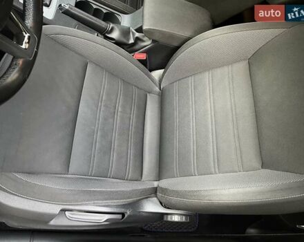 Синий Шкода Октавия, объемом двигателя 1.4 л и пробегом 180 тыс. км за 12500 $, фото 12 на Automoto.ua