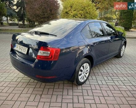 Синий Шкода Октавия, объемом двигателя 1.4 л и пробегом 180 тыс. км за 12500 $, фото 2 на Automoto.ua