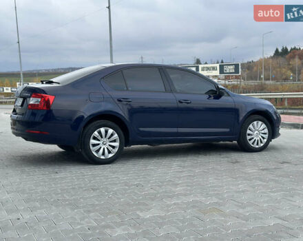 Синий Шкода Октавия, объемом двигателя 1.4 л и пробегом 184 тыс. км за 11900 $, фото 3 на Automoto.ua