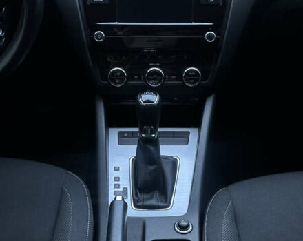 Синий Шкода Октавия, объемом двигателя 1.4 л и пробегом 184 тыс. км за 11900 $, фото 43 на Automoto.ua