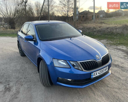 Синій Шкода Октавія, об'ємом двигуна 1.6 л та пробігом 199 тис. км за 13350 $, фото 3 на Automoto.ua