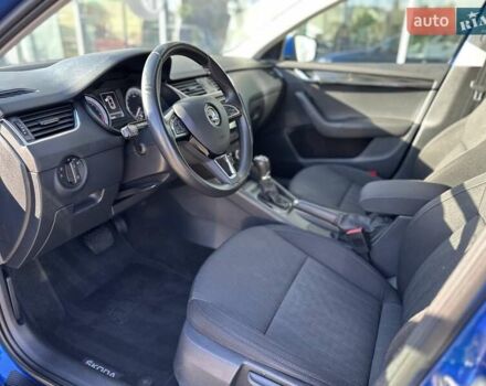 Синий Шкода Октавия, объемом двигателя 1.97 л и пробегом 154 тыс. км за 16800 $, фото 9 на Automoto.ua
