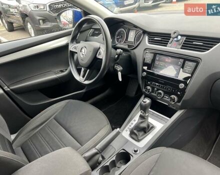Синій Шкода Октавія, об'ємом двигуна 1.4 л та пробігом 137 тис. км за 15472 $, фото 17 на Automoto.ua