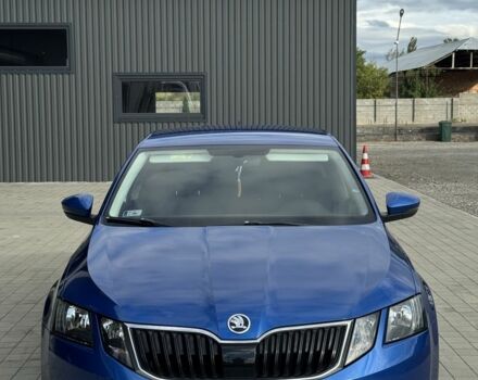 Синий Шкода Октавия, объемом двигателя 1.6 л и пробегом 265 тыс. км за 11700 $, фото 1 на Automoto.ua