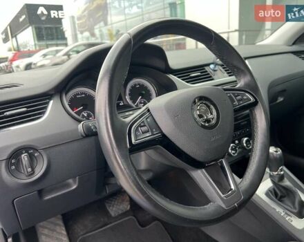 Синій Шкода Октавія, об'ємом двигуна 1.4 л та пробігом 137 тис. км за 15472 $, фото 10 на Automoto.ua