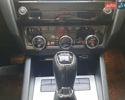 Синий Шкода Октавия, объемом двигателя 1.4 л и пробегом 140 тыс. км за 14599 $, фото 14 на Automoto.ua