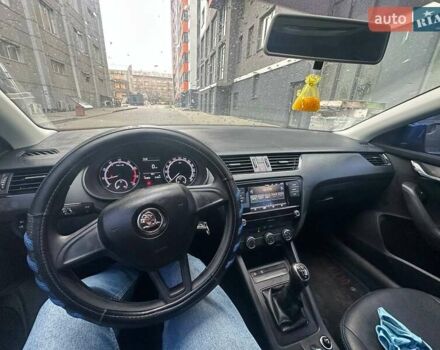 Синій Шкода Октавія, об'ємом двигуна 1.4 л та пробігом 183 тис. км за 13000 $, фото 15 на Automoto.ua