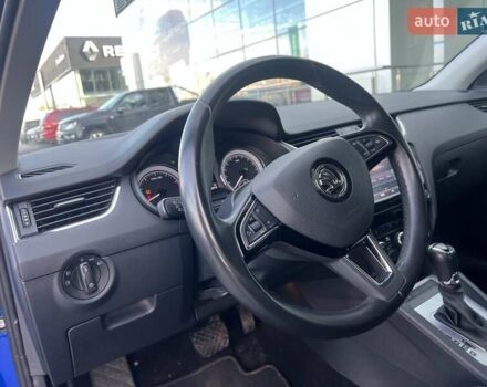 Синій Шкода Октавія, об'ємом двигуна 1.4 л та пробігом 70 тис. км за 15591 $, фото 10 на Automoto.ua