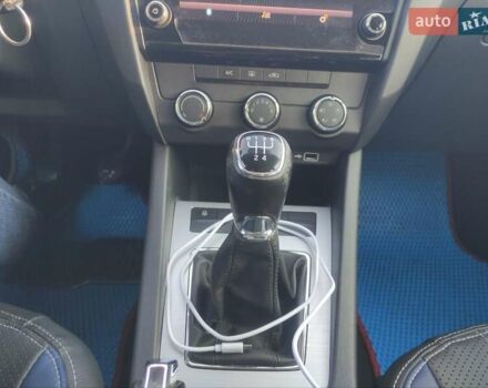 Шкода Октавия 2020 в Киеве на Automoto.ua Синий Шкода Октавия, объемом двигателя 1.6 л и пробегом 181 тыс. км за 15000 $, фото 16 на Automoto.ua