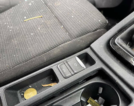 Синий Шкода Октавия, объемом двигателя 1.4 л и пробегом 75 тыс. км за 3999 $, фото 11 на Automoto.ua