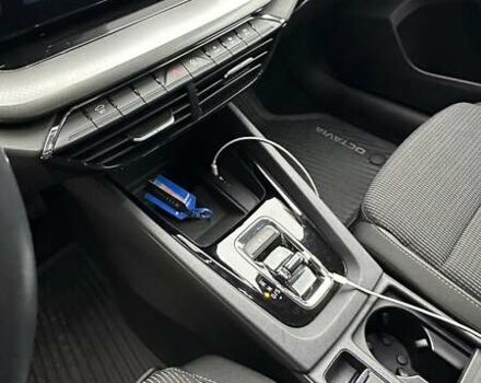 Синий Шкода Октавия, объемом двигателя 1.4 л и пробегом 73 тыс. км за 17999 $, фото 29 на Automoto.ua