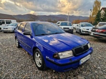 Синій Шкода Октавія, об'ємом двигуна 1.9 л та пробігом 299 тис. км за 2999 $, фото 1 на Automoto.ua