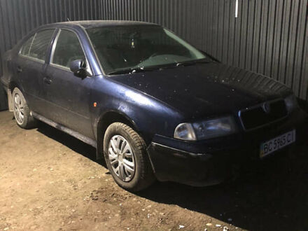 Синий Шкода Октавия, объемом двигателя 1.6 л и пробегом 252 тыс. км за 2900 $, фото 1 на Automoto.ua
