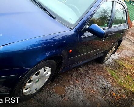 Синий Шкода Октавия, объемом двигателя 1.9 л и пробегом 500 тыс. км за 1800 $, фото 1 на Automoto.ua