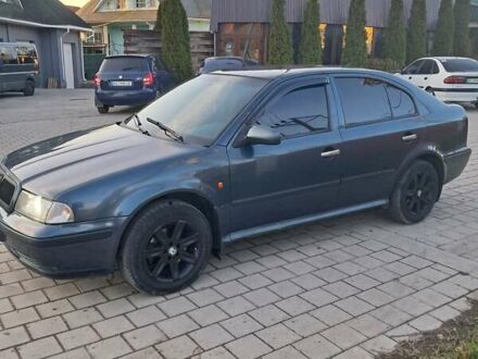 Синий Шкода Октавия, объемом двигателя 1.9 л и пробегом 398 тыс. км за 3350 $, фото 1 на Automoto.ua