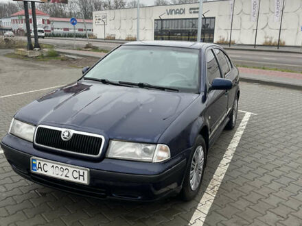 Синий Шкода Октавия, объемом двигателя 1.6 л и пробегом 338 тыс. км за 3500 $, фото 1 на Automoto.ua