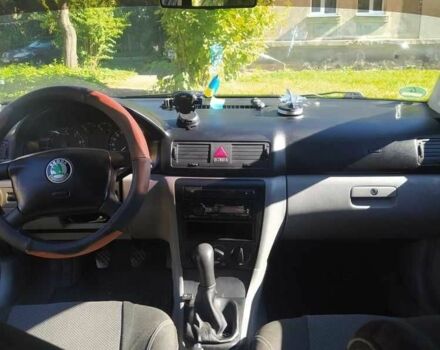 Синий Шкода Октавия, объемом двигателя 2 л и пробегом 340 тыс. км за 2200 $, фото 1 на Automoto.ua