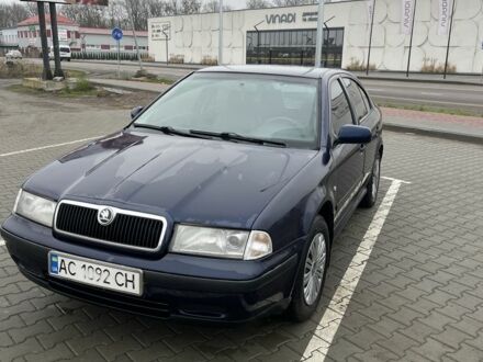 Синий Шкода Октавия, объемом двигателя 1.6 л и пробегом 338 тыс. км за 3500 $, фото 1 на Automoto.ua