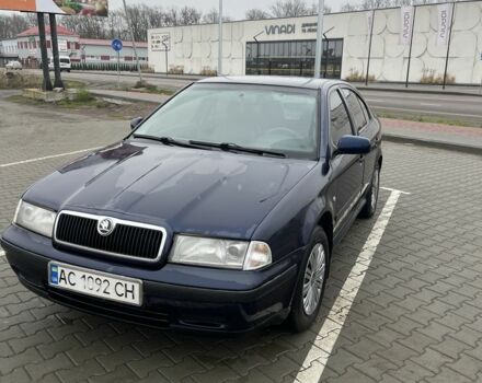 Синий Шкода Октавия, объемом двигателя 1.6 л и пробегом 338 тыс. км за 3500 $, фото 1 на Automoto.ua