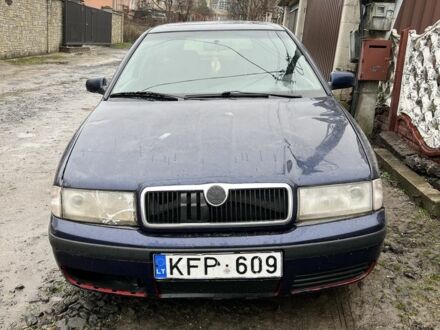 Синий Шкода Октавия, объемом двигателя 1.9 л и пробегом 380 тыс. км за 1600 $, фото 1 на Automoto.ua