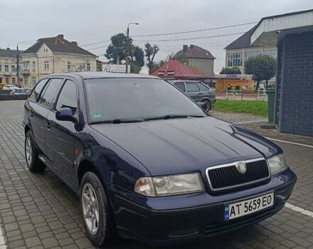 Синий Шкода Октавия, объемом двигателя 1.98 л и пробегом 318 тыс. км за 3800 $, фото 1 на Automoto.ua