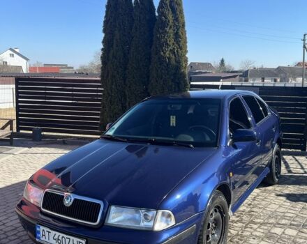 Синий Шкода Октавия, объемом двигателя 1.6 л и пробегом 315 тыс. км за 2950 $, фото 1 на Automoto.ua