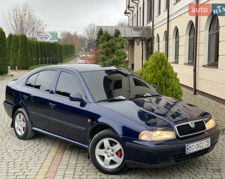 Синий Шкода Октавия, объемом двигателя 1.6 л и пробегом 230 тыс. км за 3499 $, фото 1 на Automoto.ua