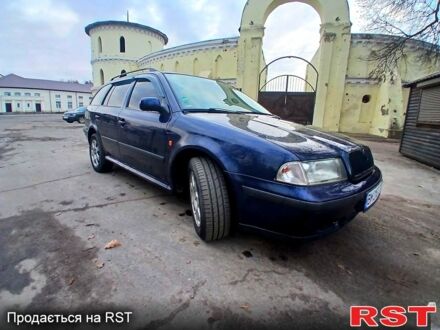 Синий Шкода Октавия, объемом двигателя 1.6 л и пробегом 209 тыс. км за 3850 $, фото 1 на Automoto.ua