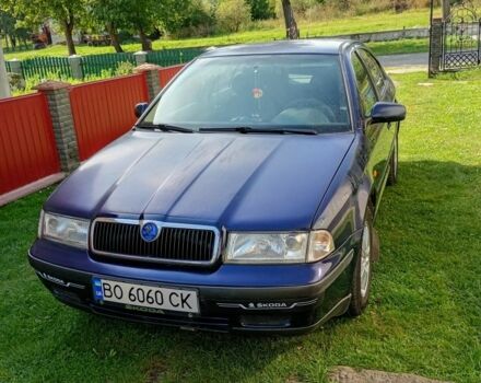 Синій Шкода Октавія, об'ємом двигуна 1.6 л та пробігом 217 тис. км за 2500 $, фото 1 на Automoto.ua