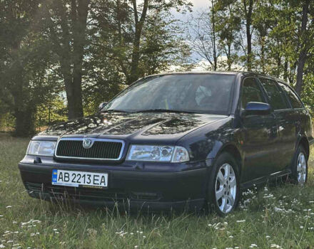 Синій Шкода Октавія, об'ємом двигуна 1.8 л та пробігом 275 тис. км за 3400 $, фото 1 на Automoto.ua