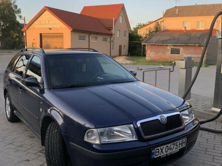 Синий Шкода Октавия, объемом двигателя 1.6 л и пробегом 240 тыс. км за 3999 $, фото 1 на Automoto.ua