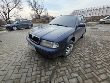 Синій Шкода Октавія, об'ємом двигуна 2 л та пробігом 411 тис. км за 2850 $, фото 1 на Automoto.ua