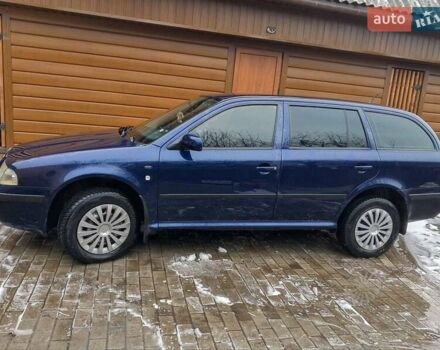 Синий Шкода Октавия, объемом двигателя 1.9 л и пробегом 340 тыс. км за 3800 $, фото 1 на Automoto.ua