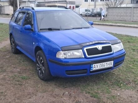 Синій Шкода Октавія, об'ємом двигуна 2 л та пробігом 320 тис. км за 4300 $, фото 1 на Automoto.ua