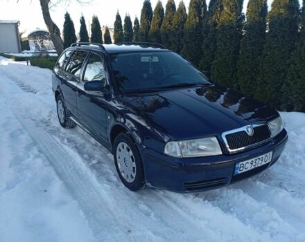 Синий Шкода Октавия, объемом двигателя 0 л и пробегом 237 тыс. км за 3700 $, фото 1 на Automoto.ua