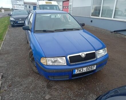 Синий Шкода Октавия, объемом двигателя 0 л и пробегом 111 тыс. км за 1500 $, фото 1 на Automoto.ua