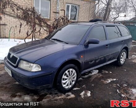 Синий Шкода Октавия, объемом двигателя 2 л и пробегом 200 тыс. км за 2850 $, фото 1 на Automoto.ua