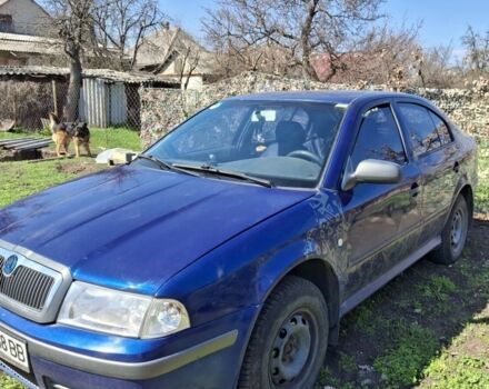 Синий Шкода Октавия, объемом двигателя 1.6 л и пробегом 300 тыс. км за 3200 $, фото 1 на Automoto.ua