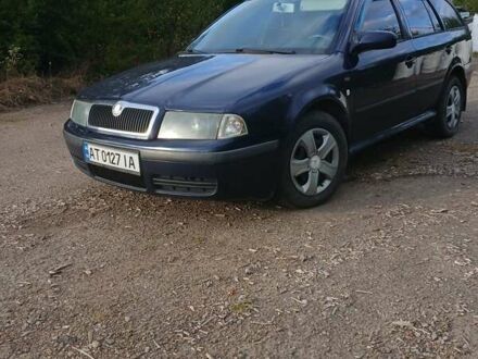 Синій Шкода Октавія, об'ємом двигуна 1.9 л та пробігом 300 тис. км за 3300 $, фото 1 на Automoto.ua