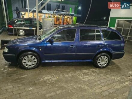 Синій Шкода Октавія, об'ємом двигуна 1.6 л та пробігом 330 тис. км за 4500 $, фото 1 на Automoto.ua